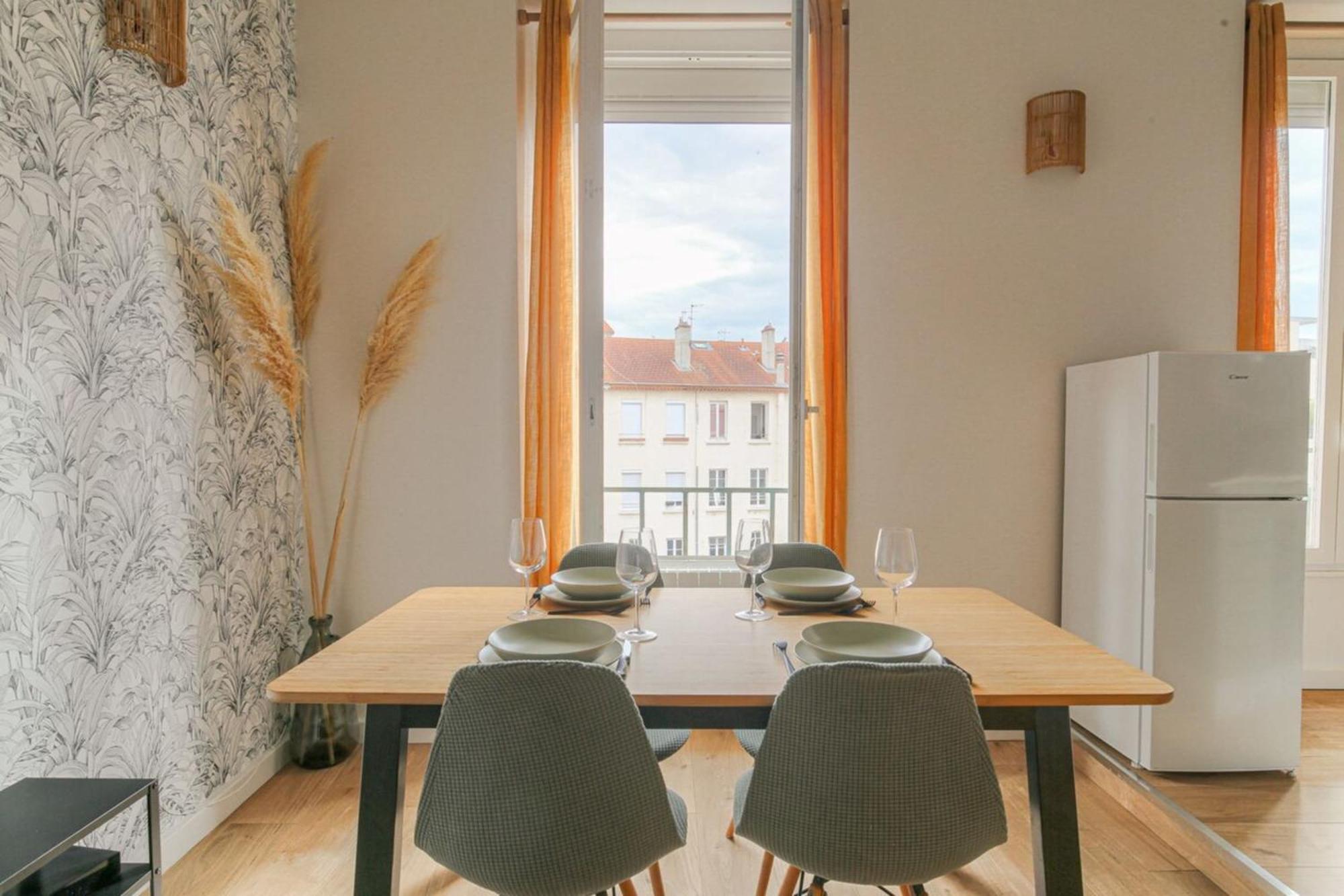 Duplex Spacieux Et Design Proche La Part-Dieu Apartment Lyon Ngoại thất bức ảnh
