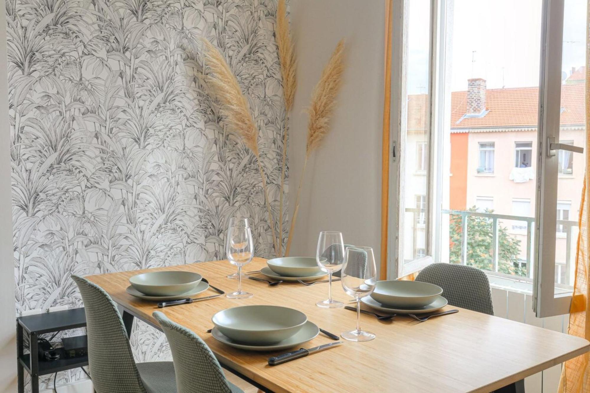 Duplex Spacieux Et Design Proche La Part-Dieu Apartment Lyon Ngoại thất bức ảnh